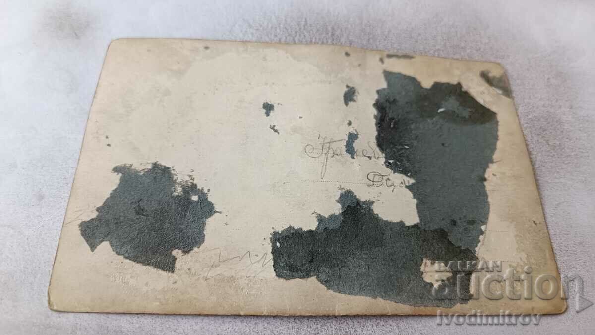 Φωτογραφία Δύο νεαρά κορίτσια με vintage μαγιό στην παραλία με τιμή 3.65 BGN | € 1.87 Φωτογραφία Δύο νεαρά κορίτσια με vintage μαγιό στην παραλία με τιμή 3.65 BGN | € 1.87