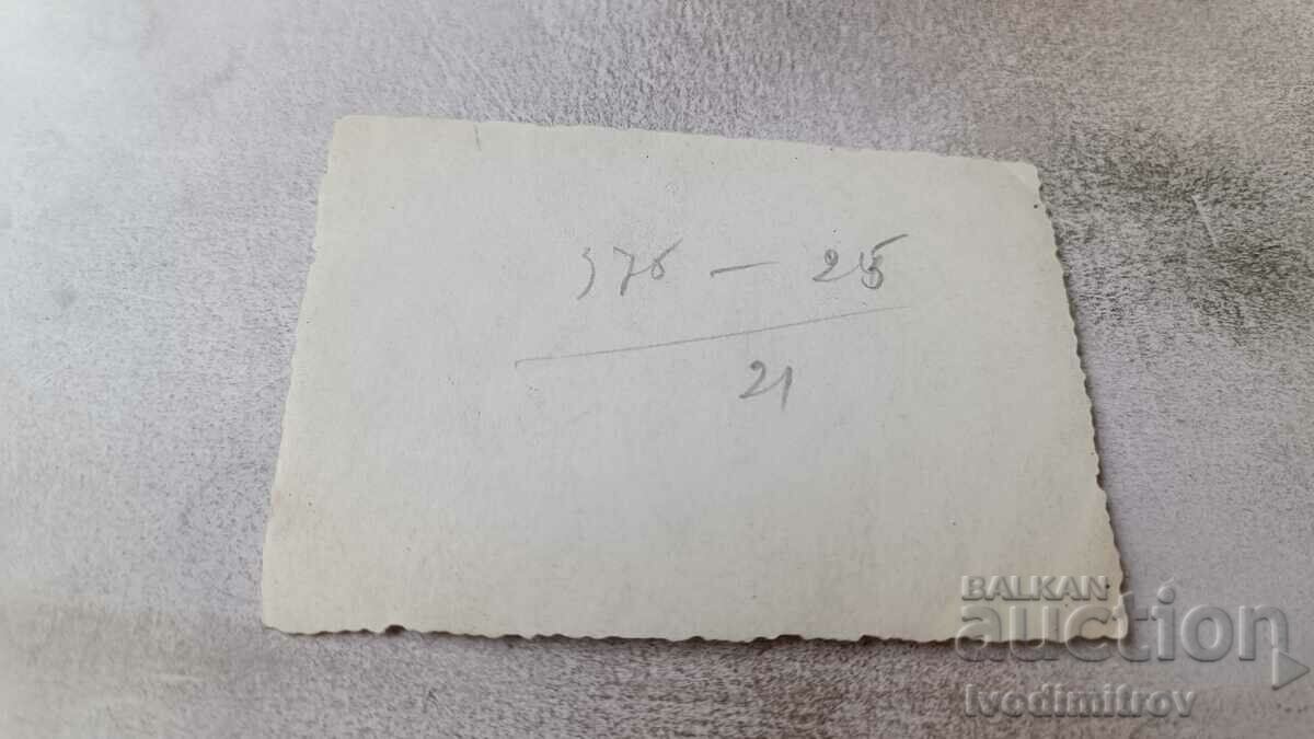 Снимка София Мъж на улицата с цена 2.45 лв. | € 1.25