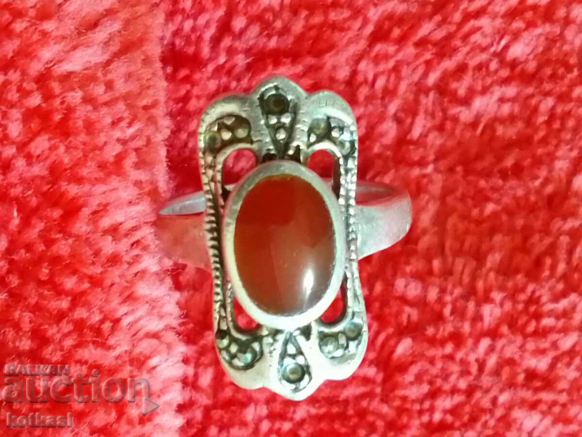 Σήμα παλαιού ασημένιου δαχτυλιδιού με ημιπολύτιμους λίθους με τιμή 125.50 BGN | € 64.17