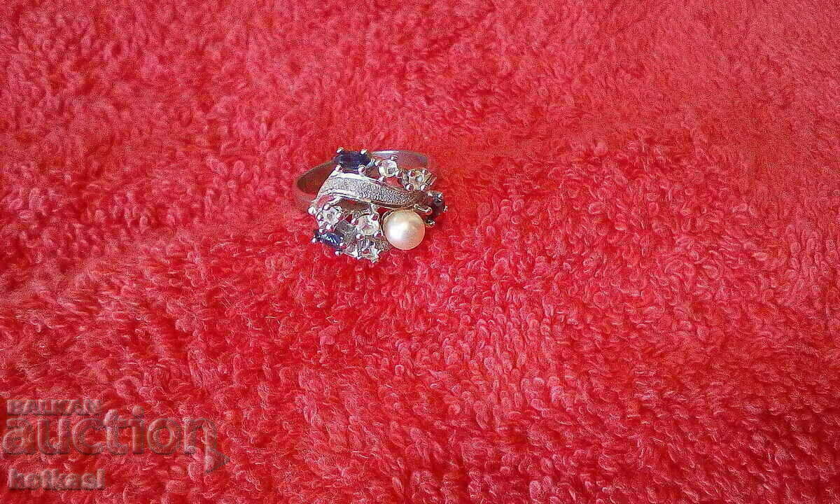 Old silver 925 ring semi-precious stone marking pearl Old silver 925 ring semi-precious stone marking pearl