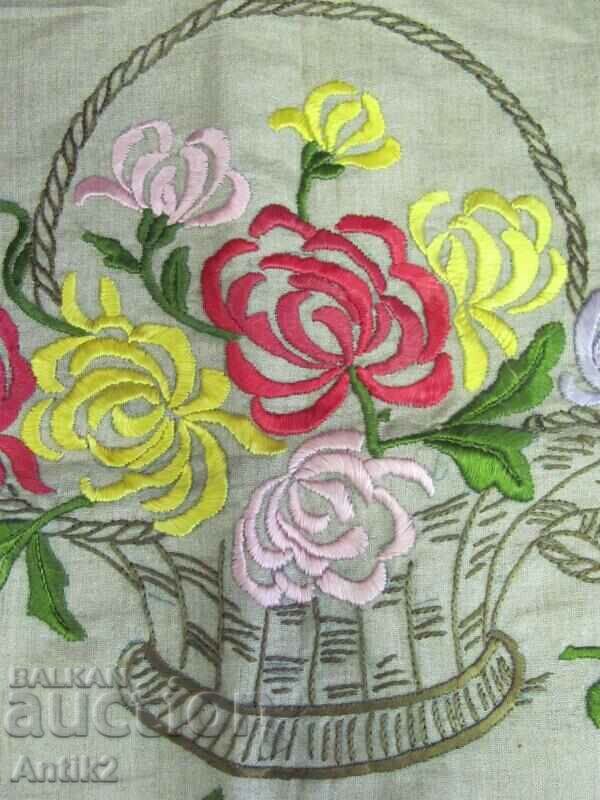 Vintich Hand Embroidered Cushion Cover - 5 Vintich Hand Embroidered Cushion Cover - 5