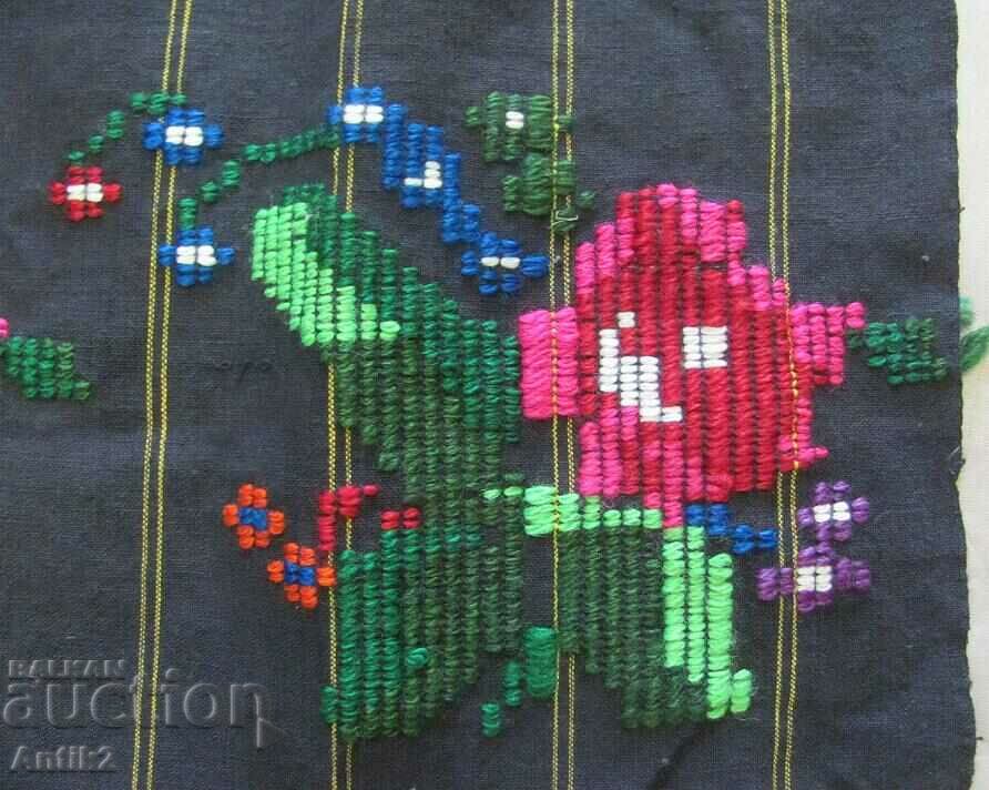 Auction  19th Century Folk Art Apron for Women's Costume