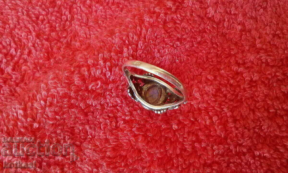 Auction  Old silver 925 semi-precious stone ring