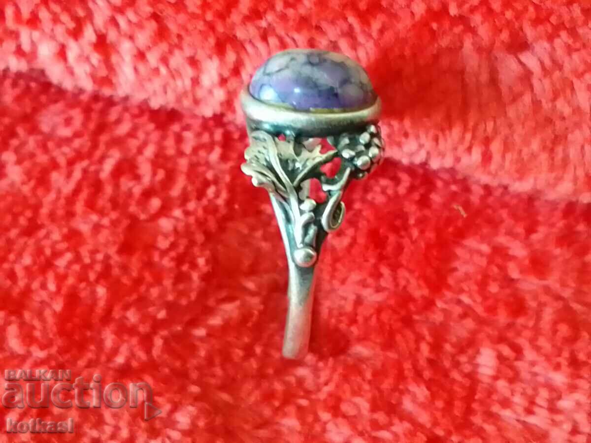 Δημοπρασία Παλιό δαχτυλίδι από ημιπολύτιμες πέτρες 925 Δημοπρασία Παλιό δαχτυλίδι από ημιπολύτιμες πέτρες 925