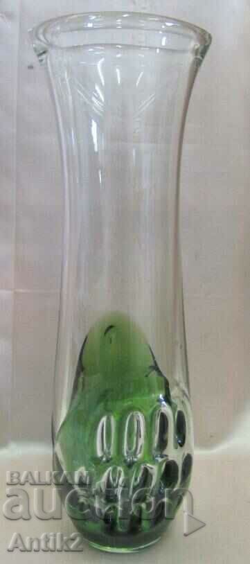 Delivery of Vintich Murano Crystal Glass Massive Vase Delivery of Vintich Murano Crystal Glass Massive Vase