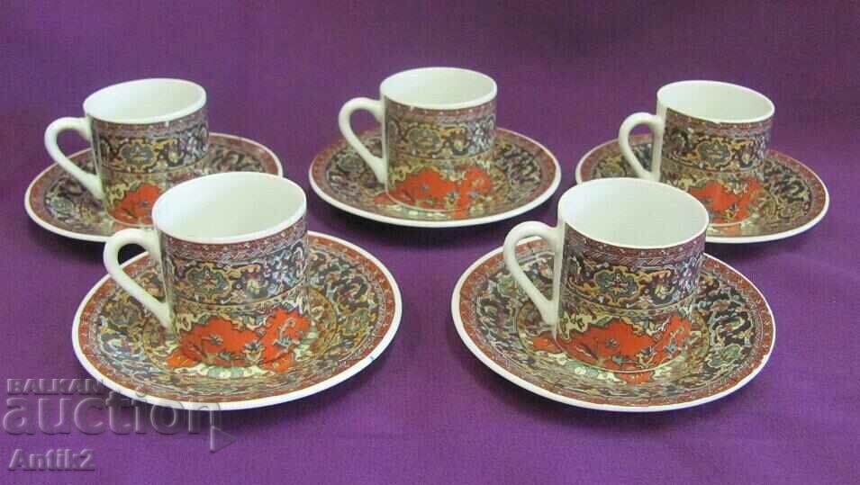 Παράδοση Σετ σέρβις καφέ Vintich Porcelanov με λαϊκά μοτίβα