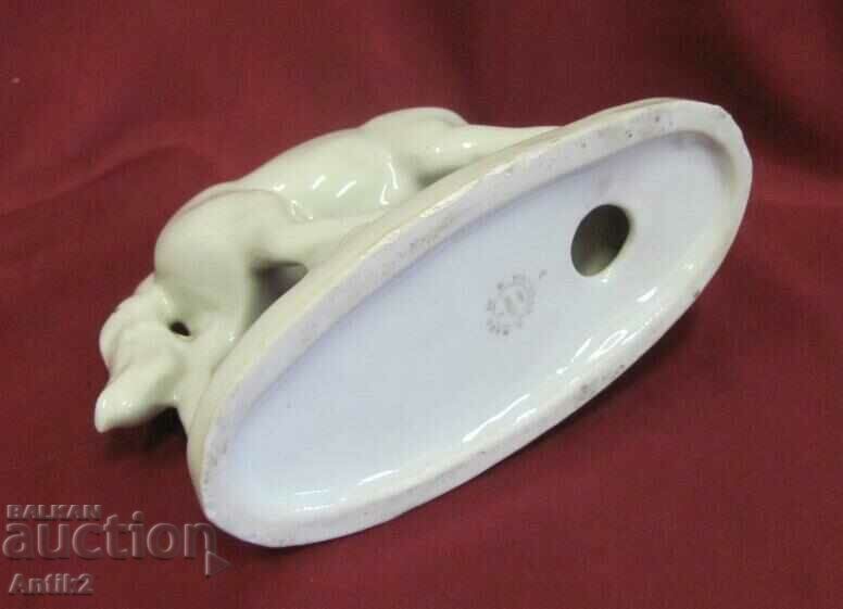 Аукцион 60-те Винтич Порцеланова Фигура- Кон IZIDA България