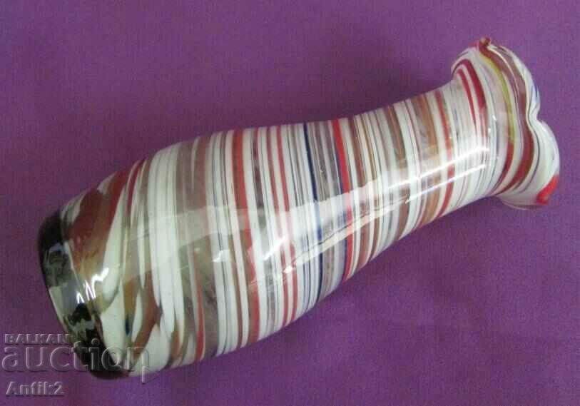 Delivery of 70's Vintich Crystal Vase Handmade