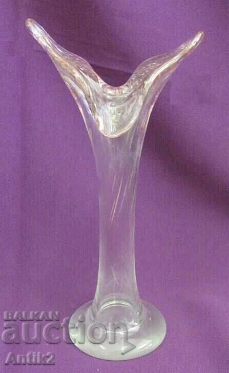 Vasă de cristal Vintich anilor 70 realizată manual