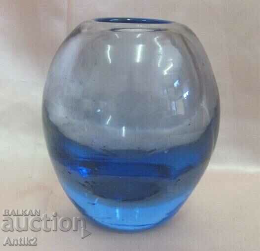 Vasă masivă din sticlă de cristal Vintich realizată manual
