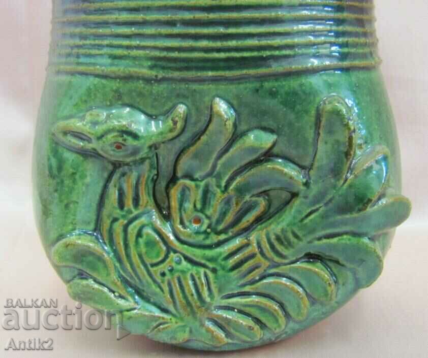 Delivery of Vintich Ceramic Author Cup, Vase, Decoration Delivery of Vintich Ceramic Author Cup, Vase, Decoration