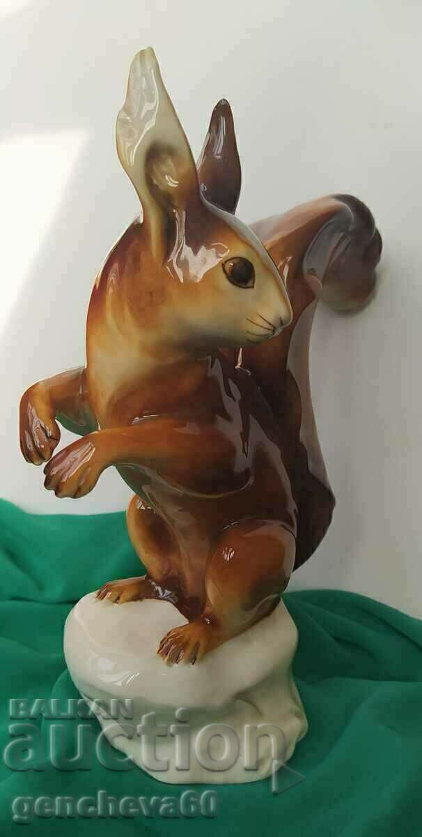 Auction VINTAGE RED SQUIRREL Auction VINTAGE RED SQUIRREL