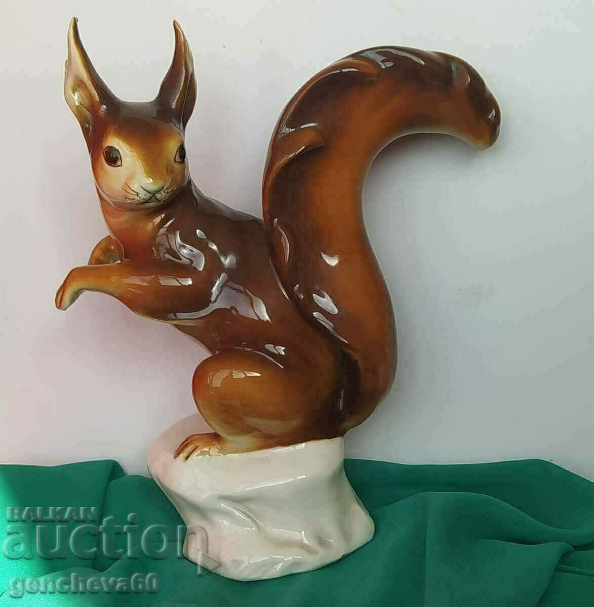 VINTAGE RED SQUIRREL