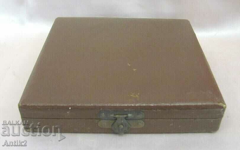 Vintich Porcelain Plaque JLMENAU Germany - 7 Vintich Porcelain Plaque JLMENAU Germany - 7