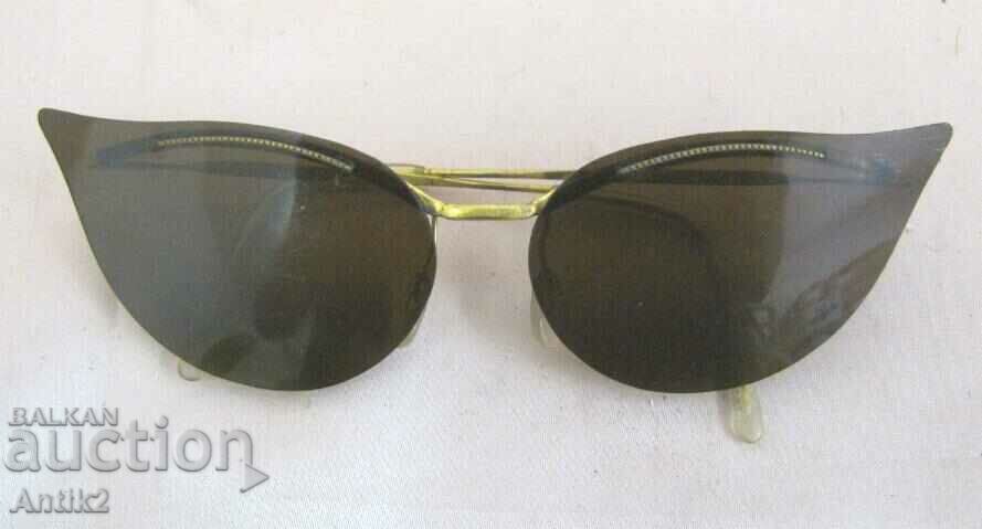 Auction 30 Original Women's Glasses Auction 30 Original Women's Glasses