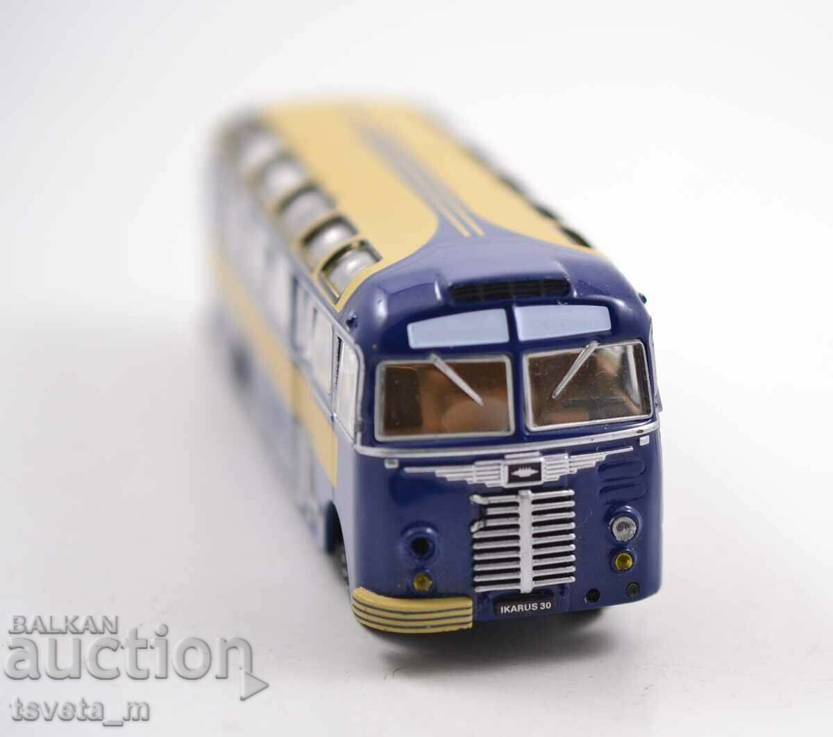 Auction Metal car bus Ikarus 30 1951 1:72, Hungary Auction Metal car bus Ikarus 30 1951 1:72, Hungary