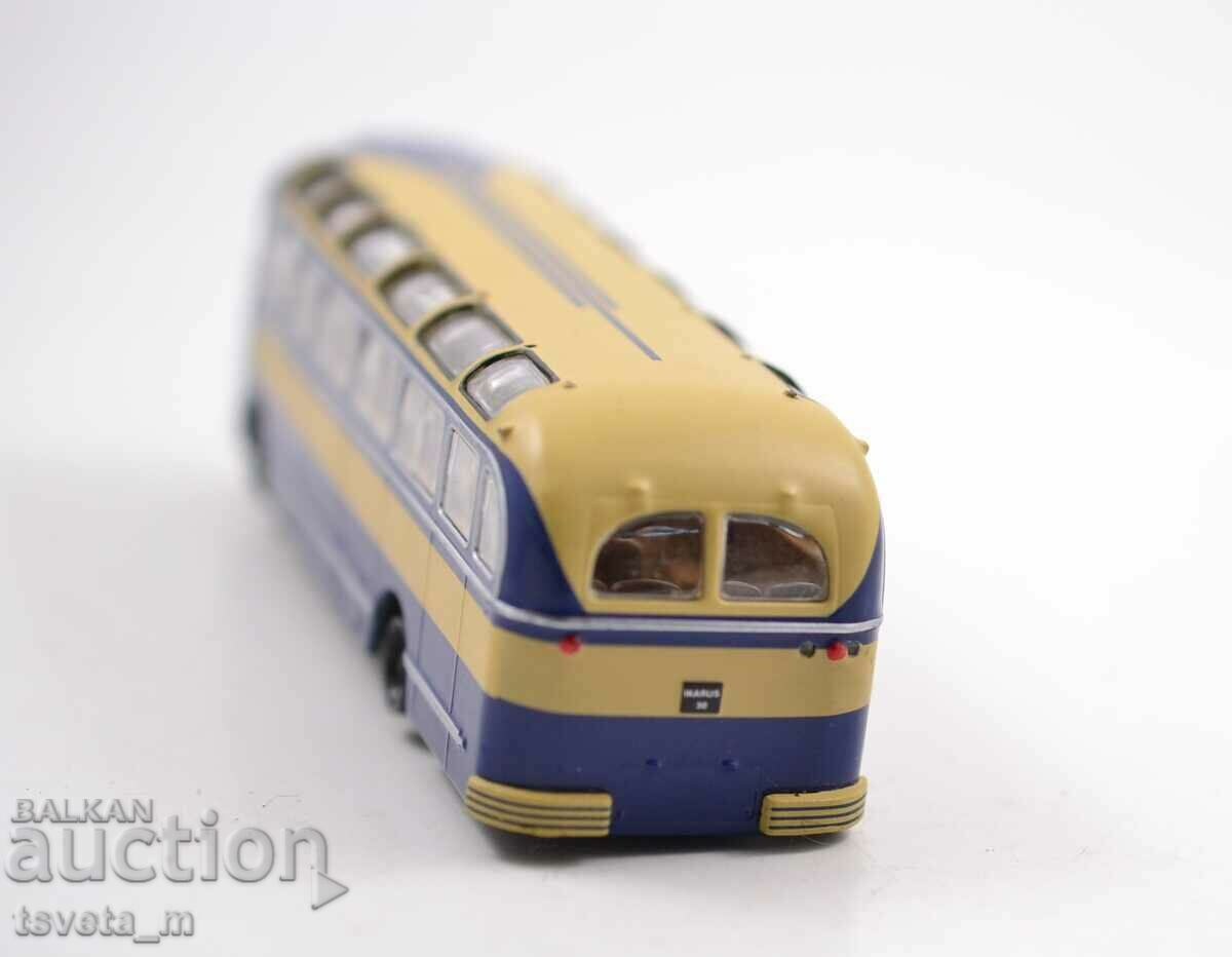 Delivery of Metal car bus Ikarus 30 1951 1:72, Hungary Delivery of Metal car bus Ikarus 30 1951 1:72, Hungary