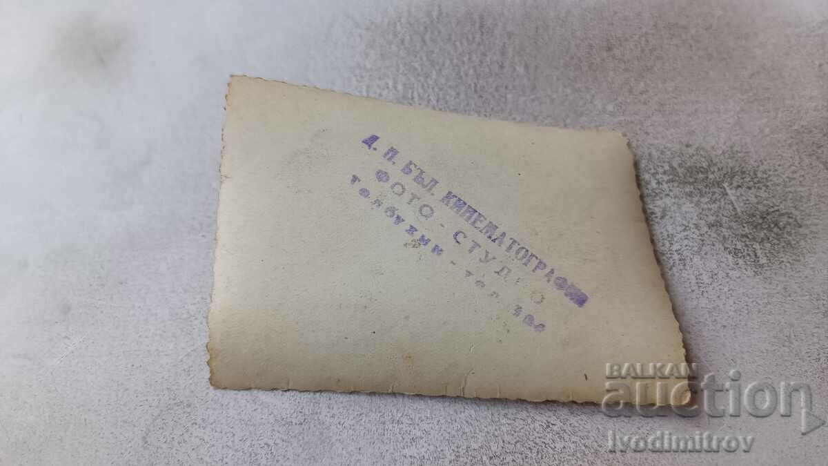 Photo Boys and girls with a boat for walks in the sea with price 1.65 BGN | € 0.84