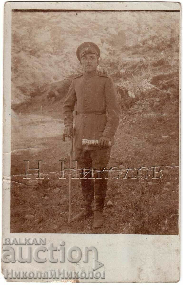 1917 СТАРА СНИМКА ВОЕНЕН НА ФРОНТА БАСТУН ЦИГАРА Г645