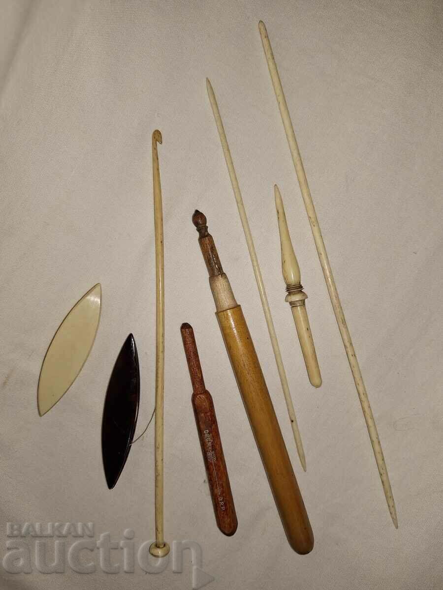 Old bone knitting sewing accessories with price 40.00 BGN | € 20.45 Old bone knitting sewing accessories with price 40.00 BGN | € 20.45