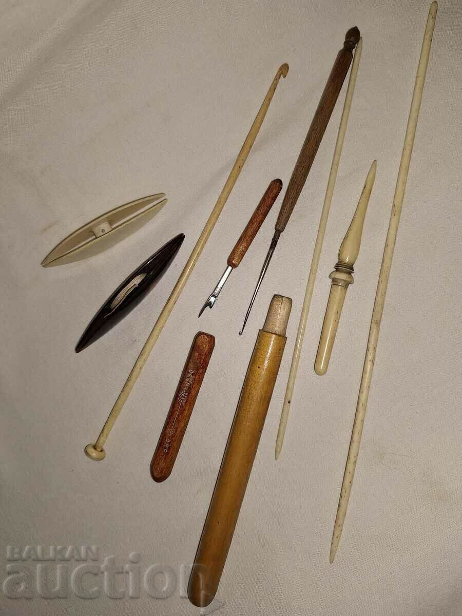Delivery of Old bone knitting sewing accessories Delivery of Old bone knitting sewing accessories