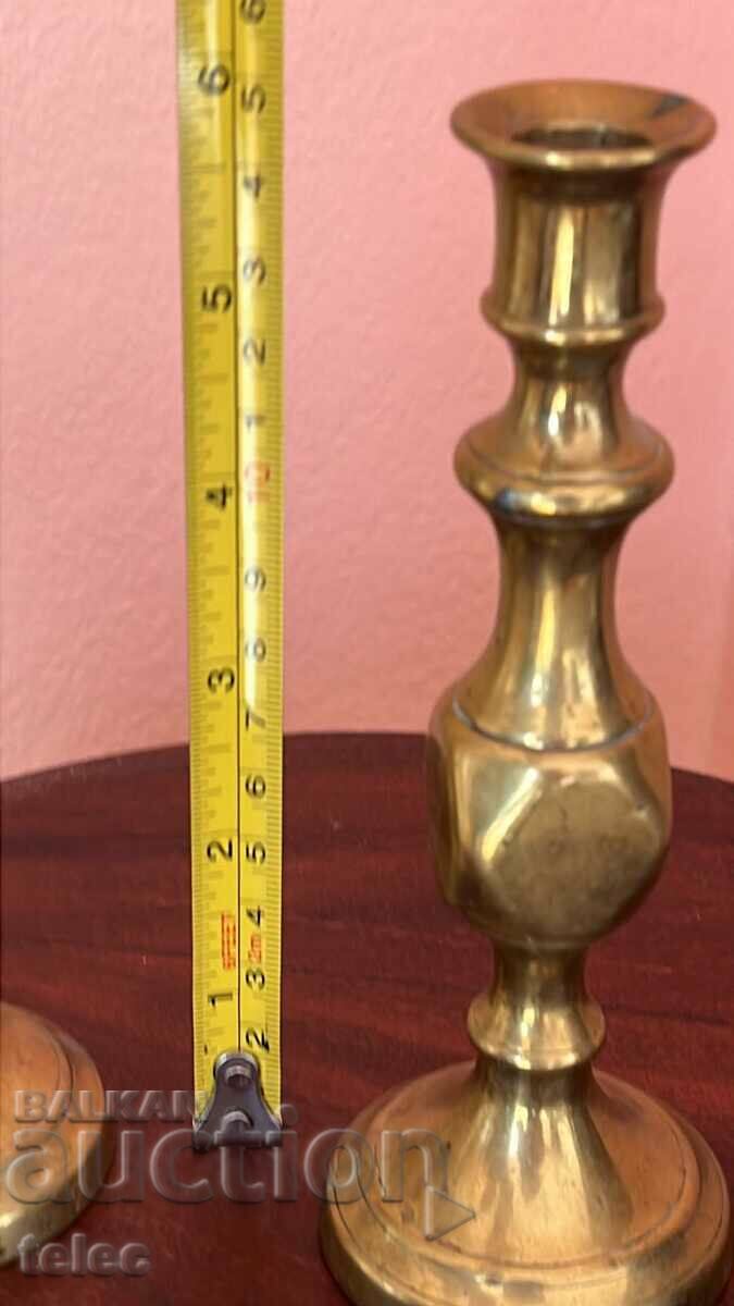 Set of two candlesticks with price 14.00 BGN | € 7.16 Set of two candlesticks with price 14.00 BGN | € 7.16