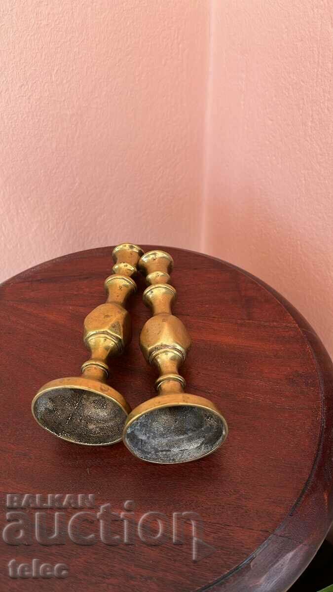 Delivery of Set of two candlesticks Delivery of Set of two candlesticks