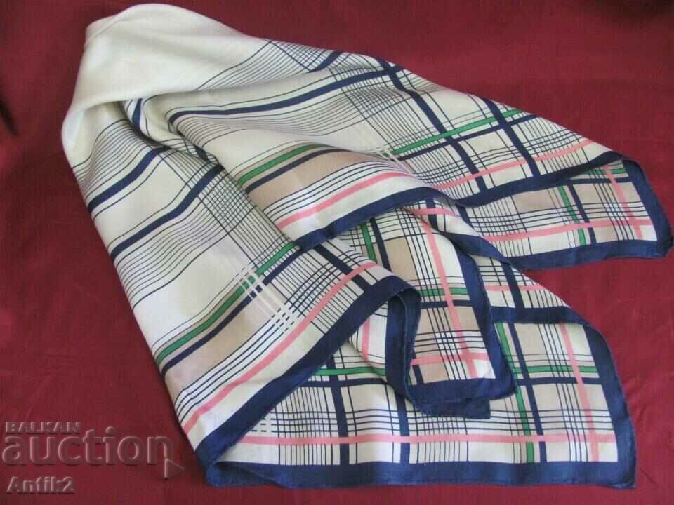 Auction  Vintich Author Women's Scarf