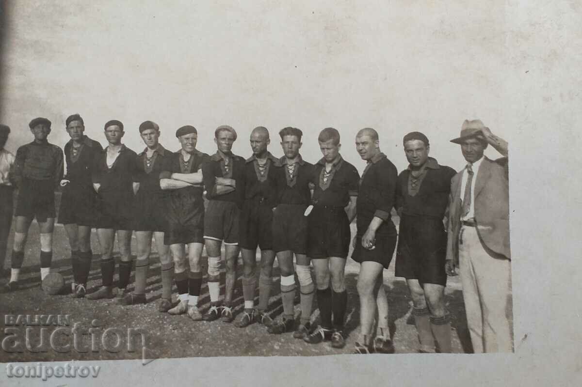 The football team of Levski Svilengrad before a match in Pazardzhik