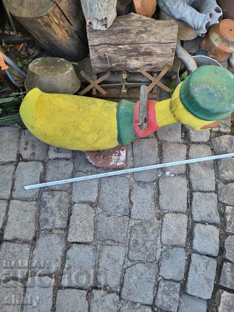 Veche rață de târg de carusel cu preț 190.00 BGN | € 97.15