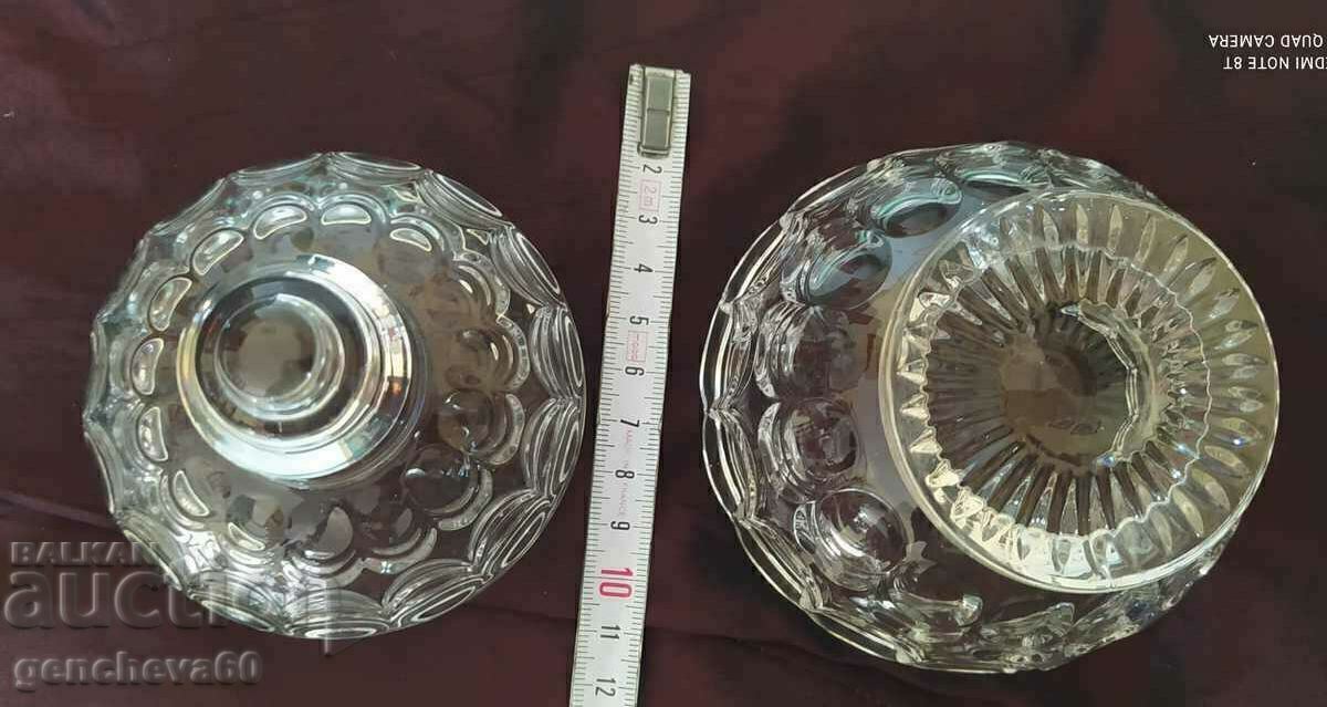Auction  Beautiful crystal candy box with lid