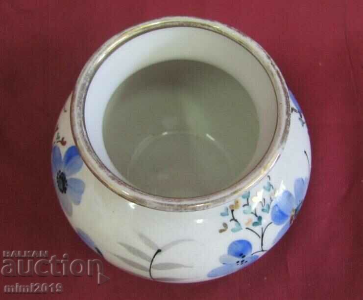 Auction 60s Vintich Porcelain Russian Vase DFZ Auction 60s Vintich Porcelain Russian Vase DFZ