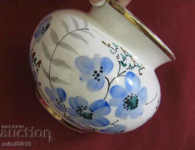 Delivery of 60s Vintich Porcelain Russian Vase DFZ Delivery of 60s Vintich Porcelain Russian Vase DFZ