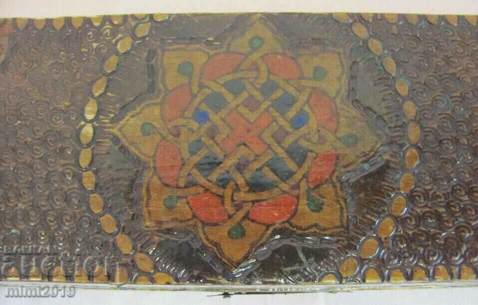 Παράδοση Ξύλινο κουτί του 19ου αιώνα για μολύβια και στυλό