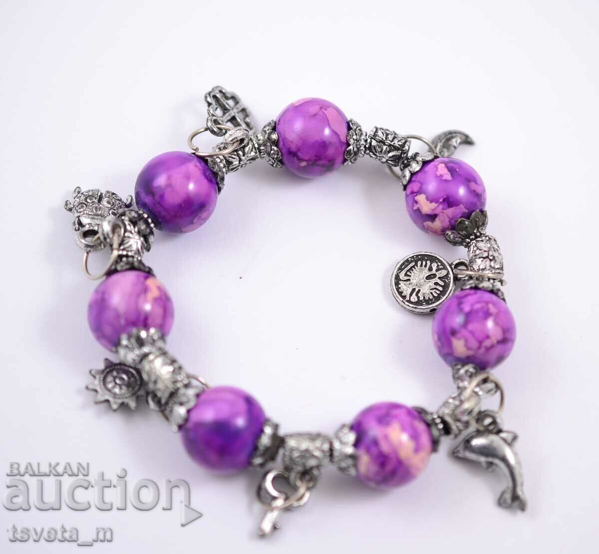 Elastic bracelet with charms