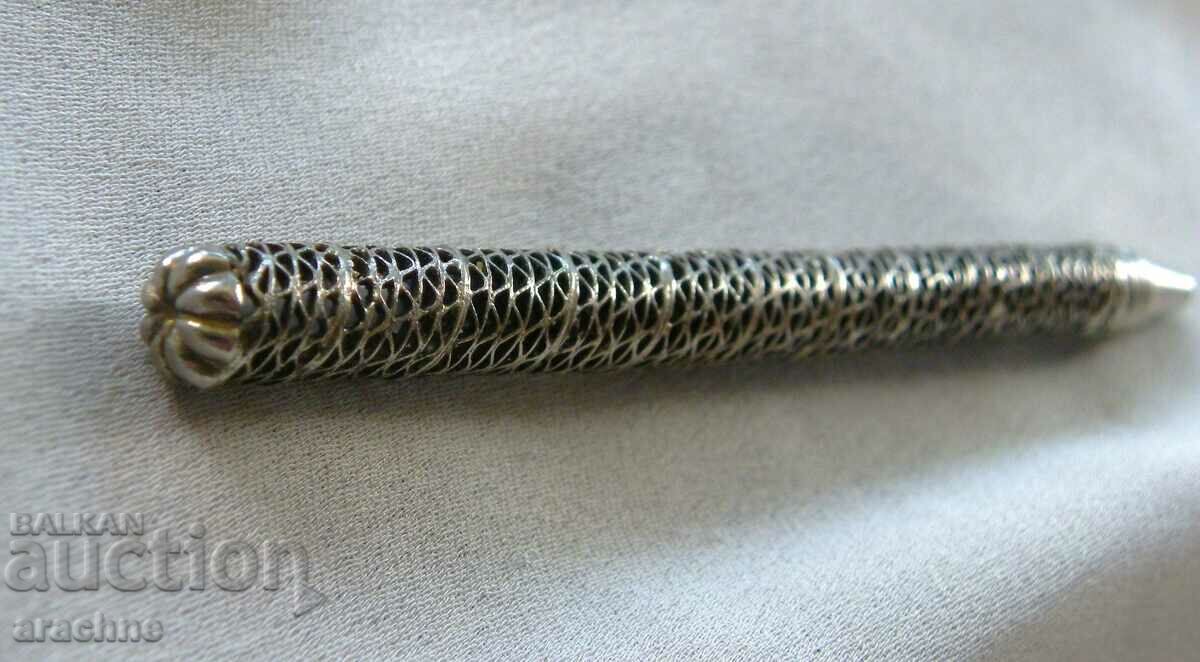 Delivery of A rare openwork metal chemical Delivery of A rare openwork metal chemical