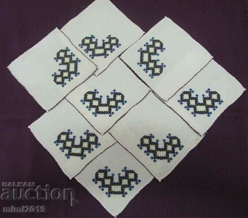 Licitație Șervețele de serviciu din secolul al XIX-lea cu broderie manuală