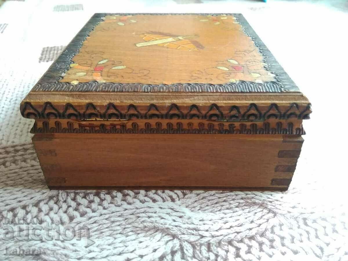 Delivery of Wooden cigarette box Delivery of Wooden cigarette box