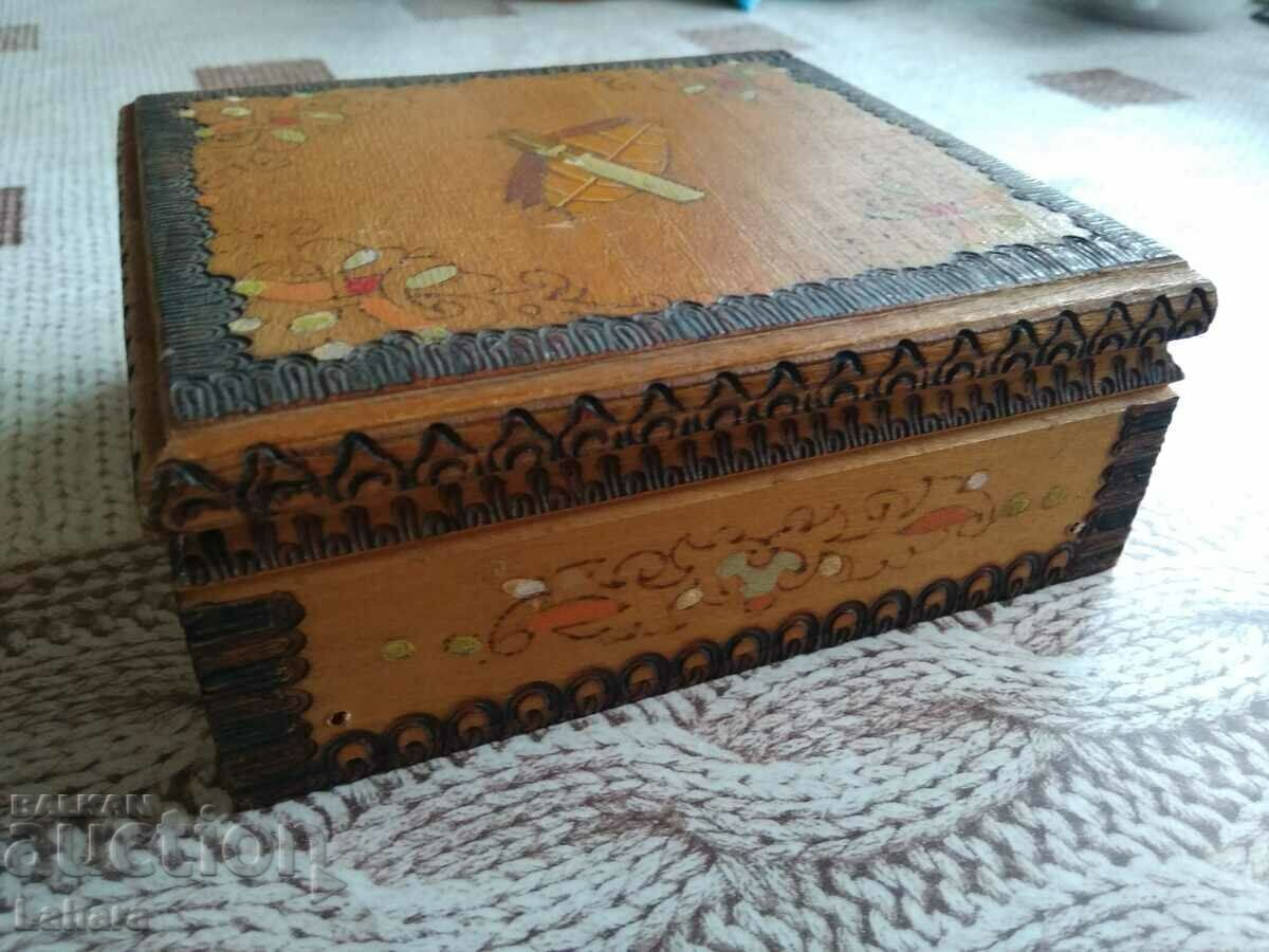 Wooden cigarette box - 5 Wooden cigarette box - 5