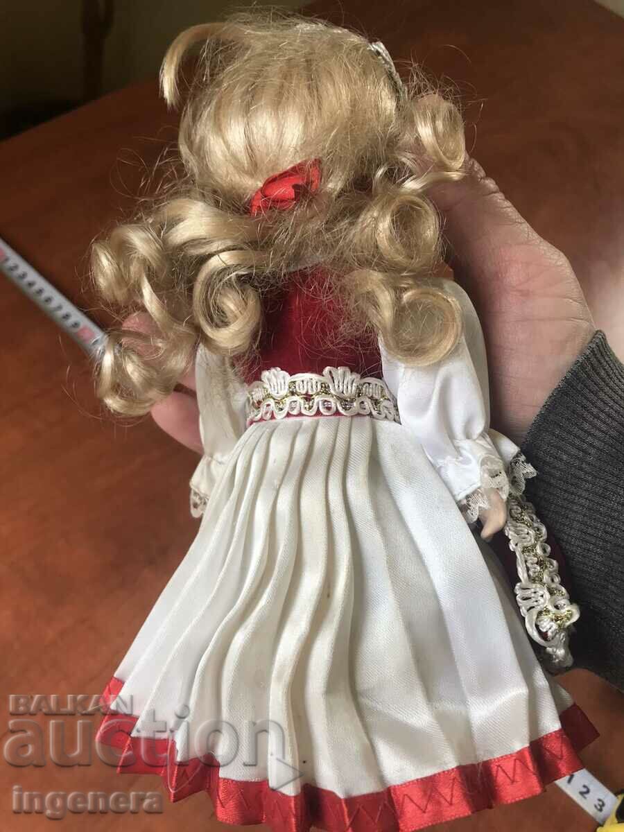 Auction DOLL ETHNICITY WEARING FOLKLORE Auction DOLL ETHNICITY WEARING FOLKLORE