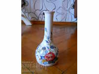 porcelain vase - England