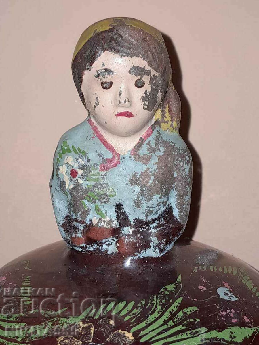 Licitație Old Rare Ritual Pitcher - Fata de flori