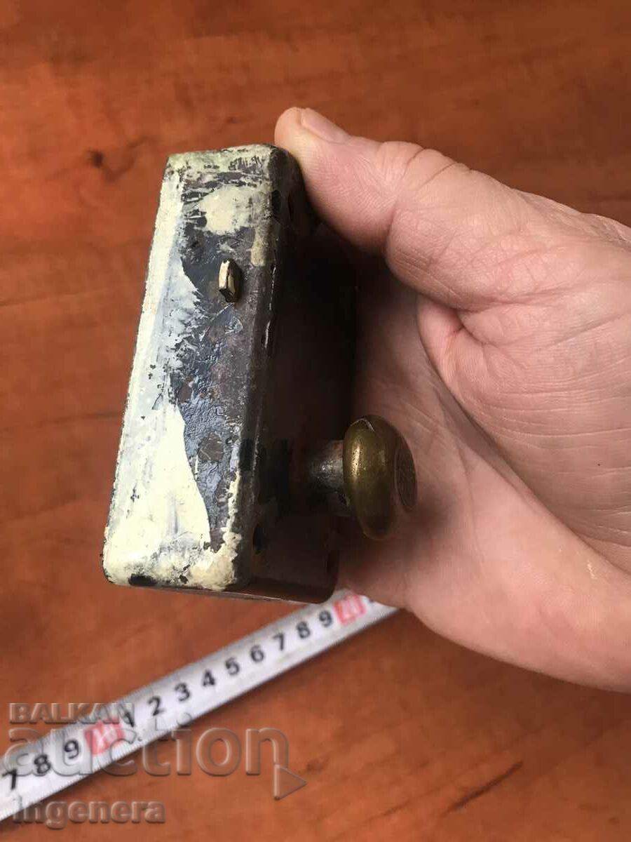 LATCH LOCKING ANTIQUE MECHANISM with price 12.00 BGN | € 6.14