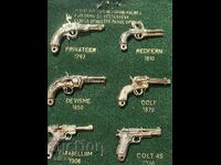 Комплект стари мартеници пистолети