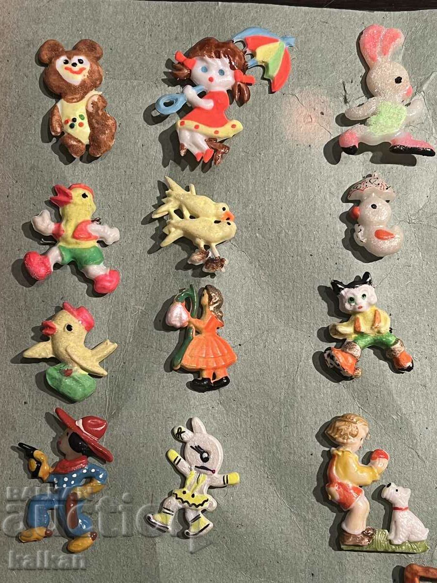 Old martenitsi collection lot 22 pieces with price 69.00 BGN | € 35.28