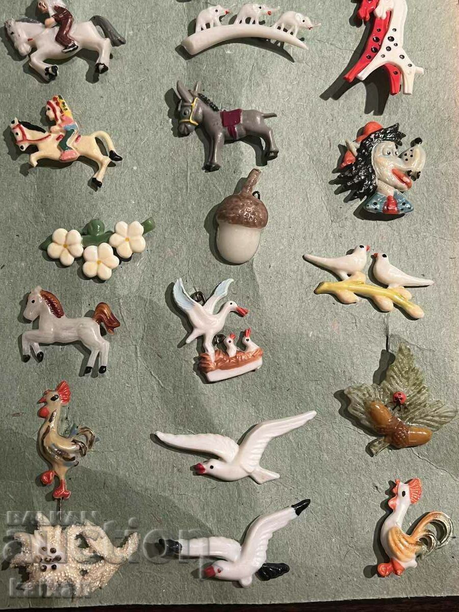 Delivery of Collection of old martenitsi lot 27 pieces Delivery of Collection of old martenitsi lot 27 pieces