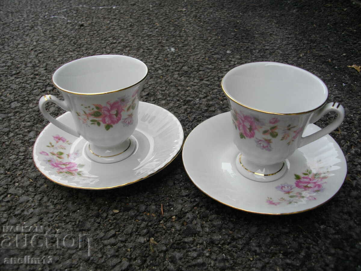 CANI DE PORTELAN CU farfurii PENTRU CEAAI SAU CAFEA PACCHET NEW MARKET