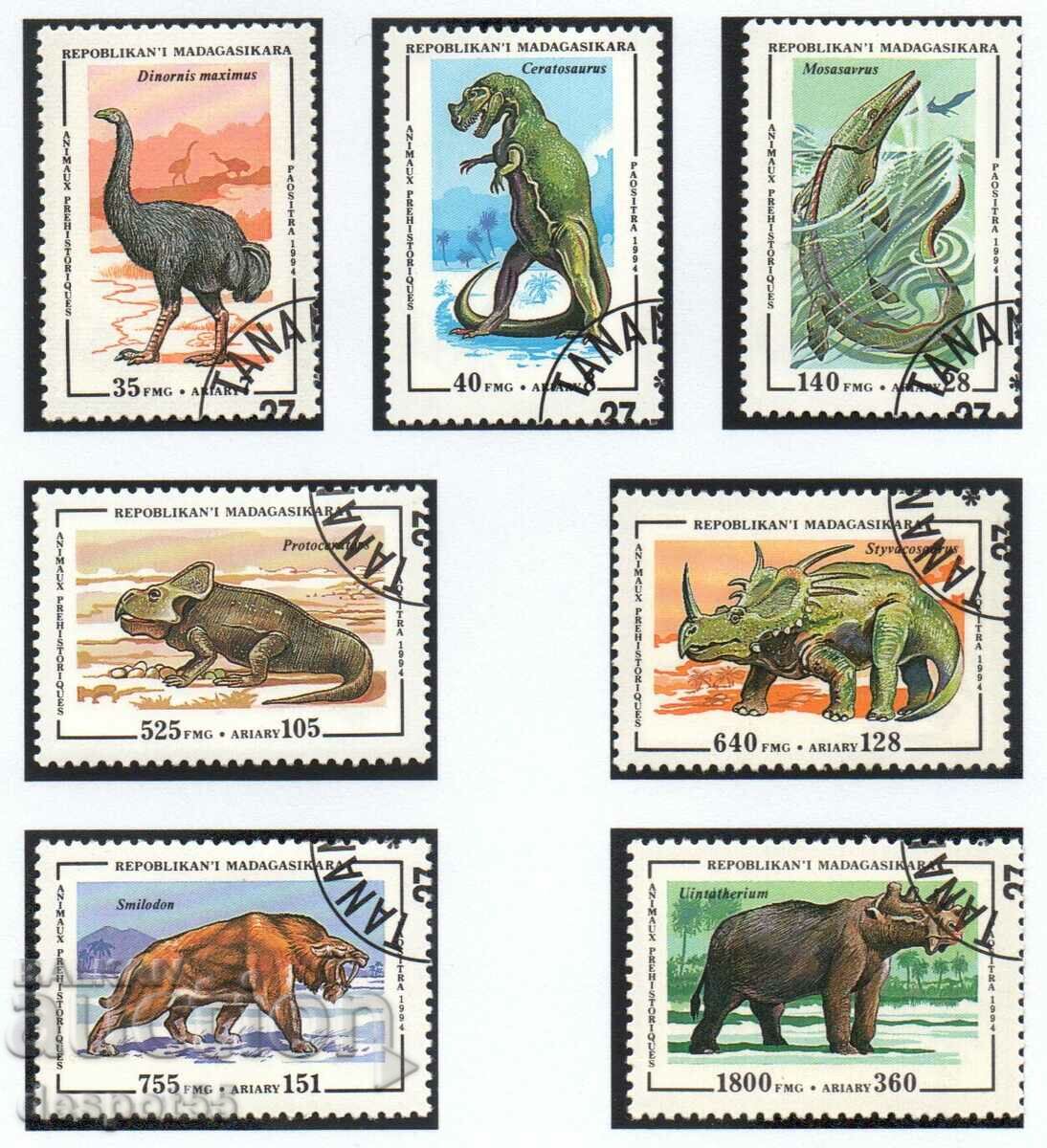 1994. Мадагаскар. Праисторически животни + Блок.
