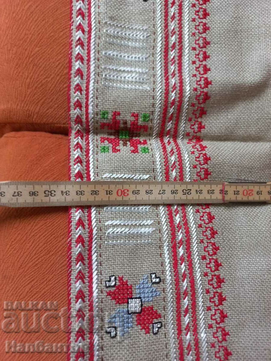 Auction OLD HAND EMBROIDERED CHECK Auction OLD HAND EMBROIDERED CHECK