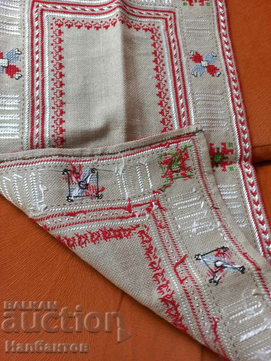 Delivery of OLD HAND EMBROIDERED CHECK Delivery of OLD HAND EMBROIDERED CHECK